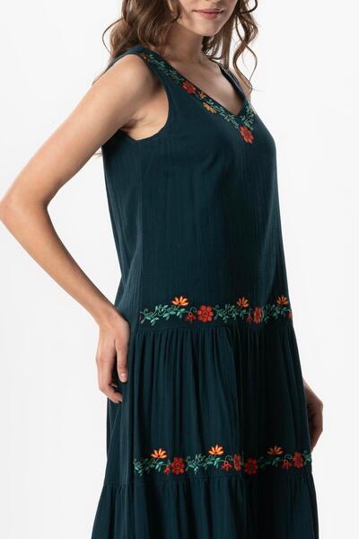 Eliş Şile Bezi Kolsuz Şile Bezi Bahar V Yaka Nakışlı Uzun Yazlık Elbise Petrol Ptrl