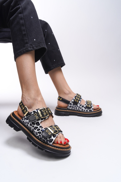 Riccon Ysalitia Women's Sandals 0012120   Patent Leather Leopard