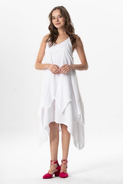 Eliş Şile Bezi Κρεμαστό V λαιμόκοψη Leyla Asymmetric Sash Midi Φόρεμα Λευκό