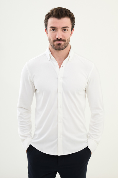 Mcr KOŠULJA SA DUGMIĆIMA NA VRHU