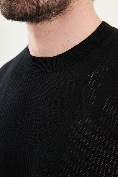 Mcr تي شيرت رجالي منسوج برقبة دائرية ونمط Slim Fit أسود - 11535.25y
