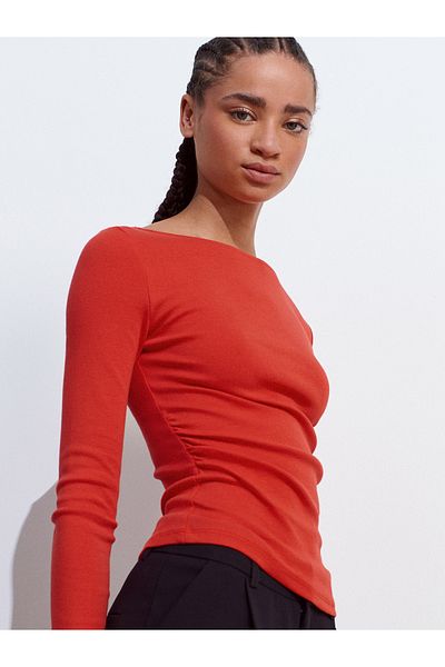 Dilvin 31401 Gathered Boat Neck Top-Red