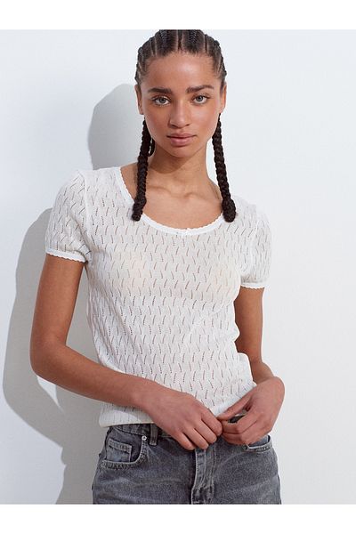 Dilvin 10730 Open Crew Neck Openwork Bow Detailed Thin Knitwear Blouse-Ecru