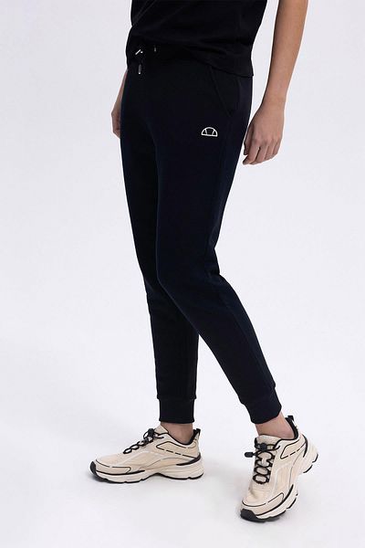 Ellesse Women's Black Tracksuit - Six Piece Ef377-Bk