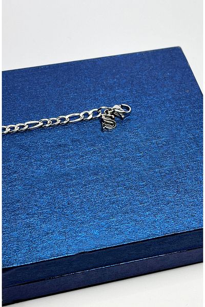 The Collection Unisex Tarnish Stainless Steel Silver Letter Figaro Chain Bracelet