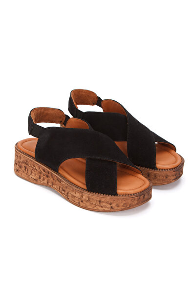 PASSAGE SHOES صندل نسائي ذو قيمة حقيقية Hatemi 6313 باللون الأسود