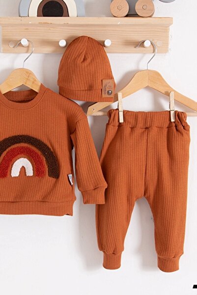 Eng Rainbow Embroidered 2-Piece 100% Cotton Baby Boy Set