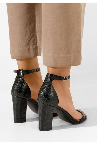 B T Shoes Sandale cu toc gros Leilana negre