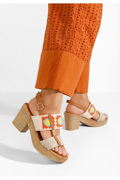 B T Shoes Sandals with thick heel and platform Zeina V3 beige