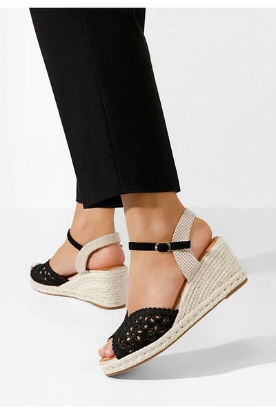 B T Shoes Sandale cu platforma Finana negre