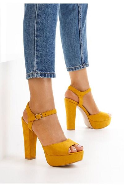 B T Shoes Sandale cu toc Anadia Galbene