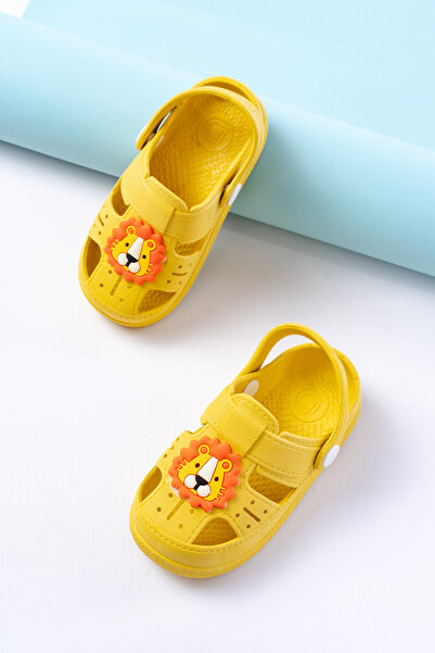 Merve İzmirli Sarı Çocuk Hayvan Figürlü Kaydırmaz Tabanlı Günlük Sandalet Terlik
