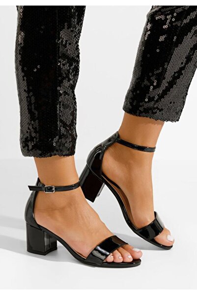 B T Shoes Sandale cu toc gros Trija negre