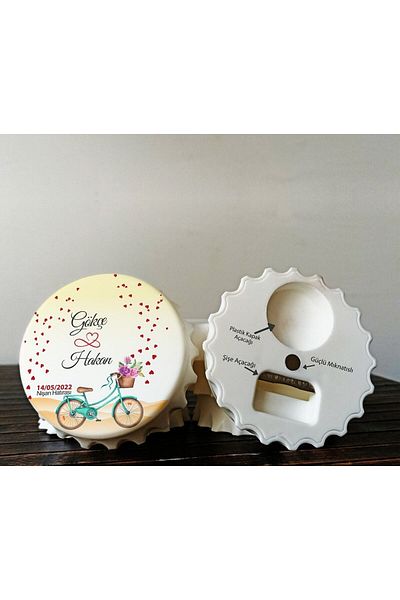 DeryalarDijital 10 Pieces Magnet Print Wedding Engagement Wedding Magnet with Opener Round Keepsake Magnet Bride Groom Names