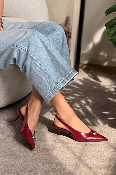 NİŞANTAŞI SHOES Cartella Claret piros mintás női sarkú cipő matt kiegészítővel