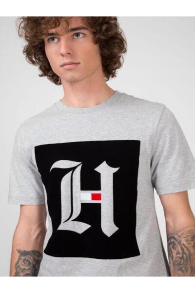 Tommy Hilfiger Lewis Hamilton T-Shirt Met Logo model