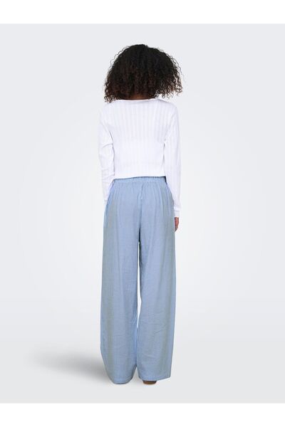 ONLY Hose mit weitem Beinschnitt ONLAUGUSTA Normal geschnitten Hose mit weitem Beinschnitt