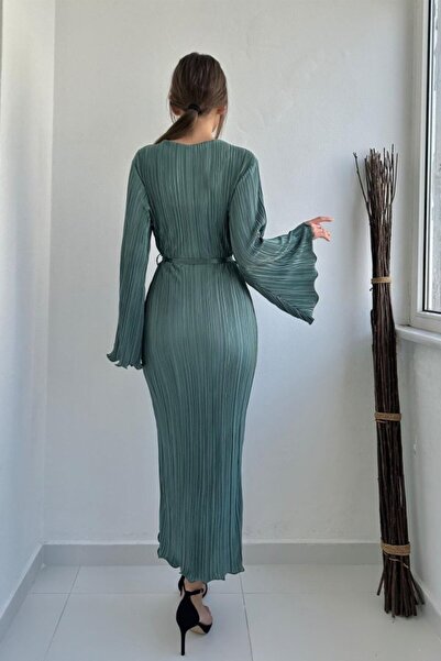 JANES Mint Spanish Sleeves Pleated Dress