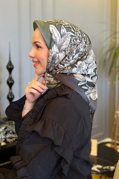 Armine Silk Scarf - Nostalgia Series - 8938d-06 - Tivil