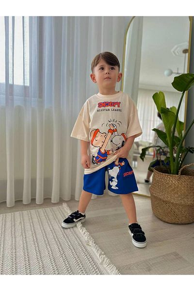 Karan Kids Set de pantaloni scurți cu imprimeu pe spate pentru băiat