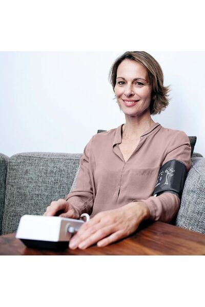 Microlife Microlife BP B1 Classic Upper Arm Blood Pressure Monitor With Arhhythmia Detection Pad Technology