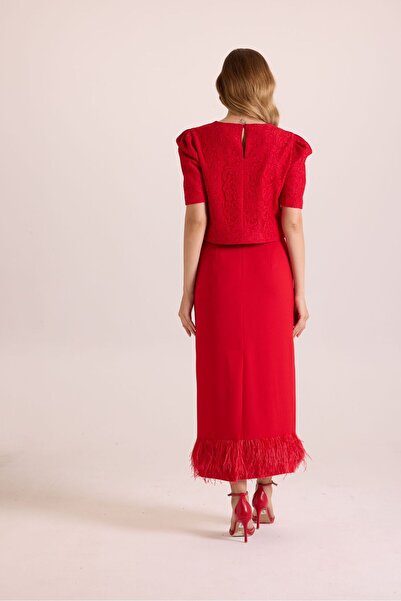 BALA COUTURE Dantel Kaplı Bluz Tül Detay Kalem Etek Takım