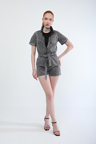 Bluewhite المرأة قصيرة الأكمام انغلق جان بذلة السراويل