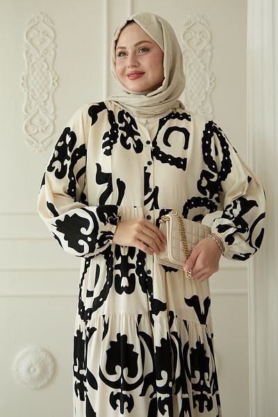 InStyle Rochie ecru cu modele cu lanțuri mari