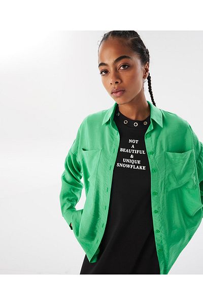 Twist Simple Pocket Shirt