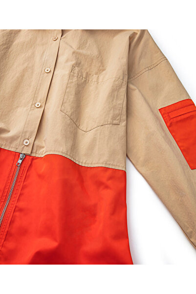 Twist Colorblock Zippered Shirt