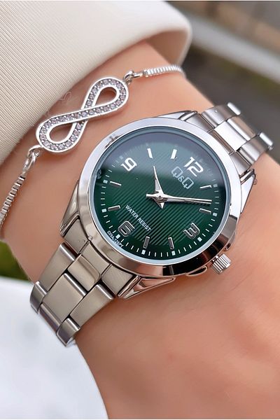 Q&Q Silver Color Waterproof Small Case Women's Wristwatch - Bracelet Gift
