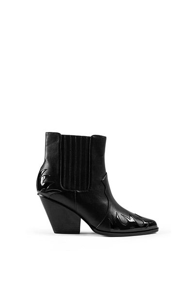 Twist Cowboy Boots