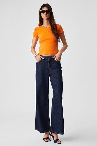 GRIMELANGE Masrouti Women Slim Short V-Neck Short Sleeve Orange T-Shirt
