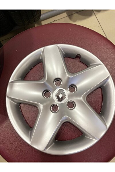 Universal 16 İNC RENAULT FLUENCE JANT KAPAGI TAKIMI AMBLEM HEDİYELİ