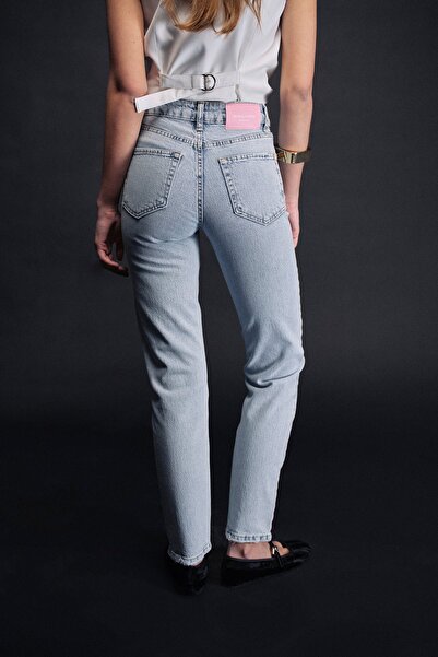 VATKALI Jean mama cu talie inalta