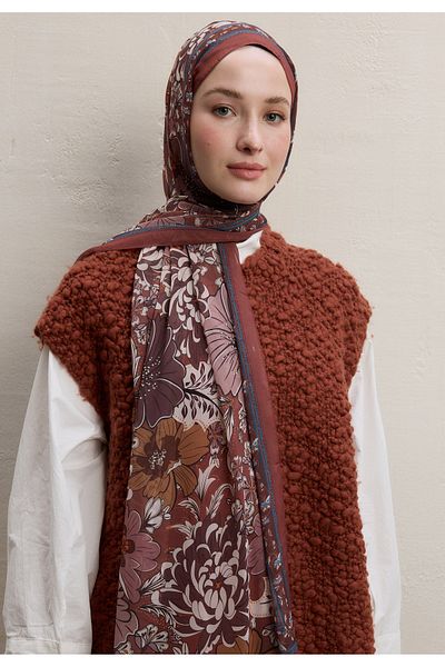 Fresh Dahlia Motif Silk Shawl Red