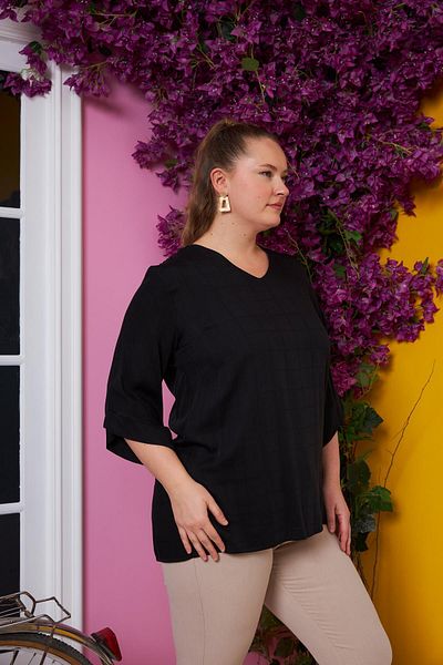 RMG Sleeve Detailed V-Neck Plus Size Blouse Black