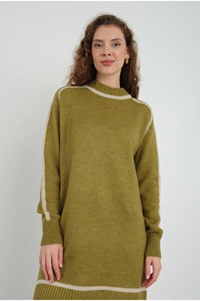 HEQA Півкомірний трикотажний светр оливкового кольору