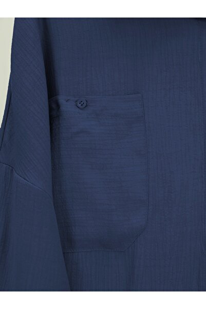 Modamorfo Сорочка-туніка з двома кишенями, овальним вирізом і складеними рукавами