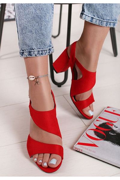 B T Shoes Elegant red Floresta thick heel sandals
