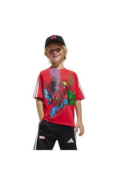 adidas تي شيرت مارفل سبايدر مان للأطفال باللون الأحمر (JF3654)