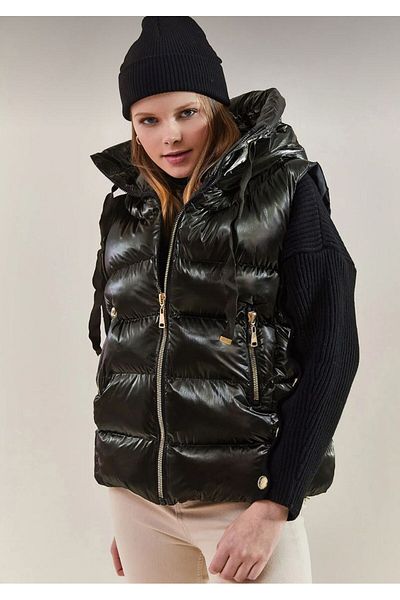 moda armanc Black Puffer Vest with Gold Zipper Hood