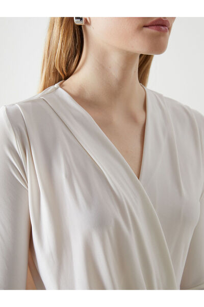 LC Waikiki Kruvaze Yaka Kadın Bodysuit