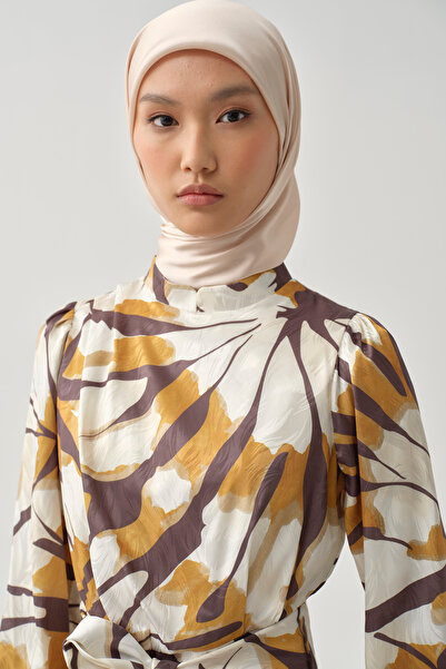 Tuğba Pile Ve Büzgü Detaylı Desenli Elbise - Hardal