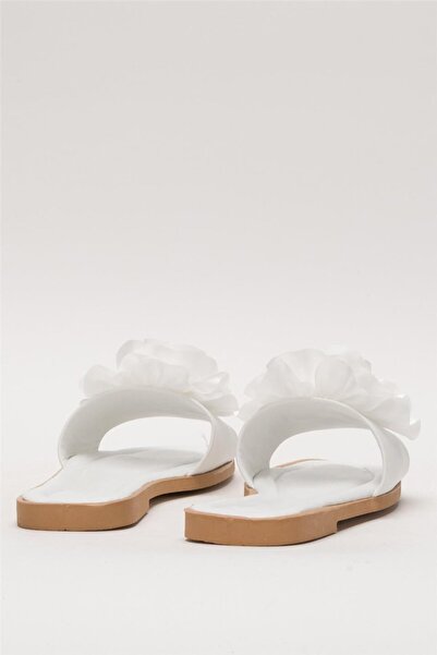 Liger White Women's Bundle Dowry Slippers with Rose Flowers