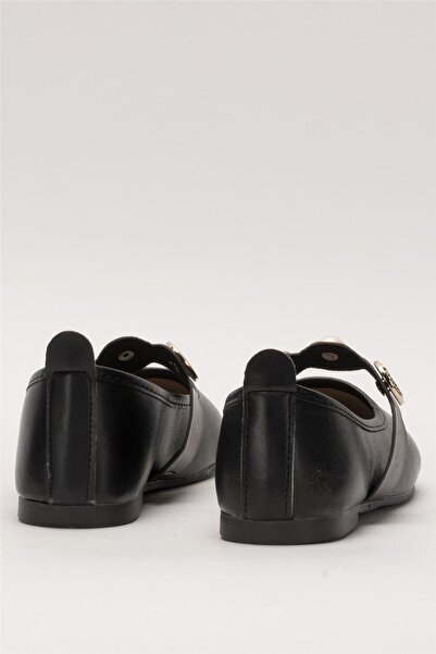 Liger Women's Black Oval Toe Accessory Banded Ballerina Shoes
