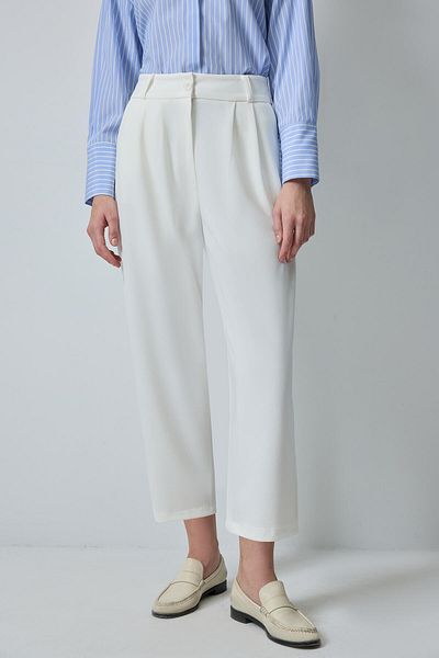 Touché Privé Double Pleated Loose Trousers