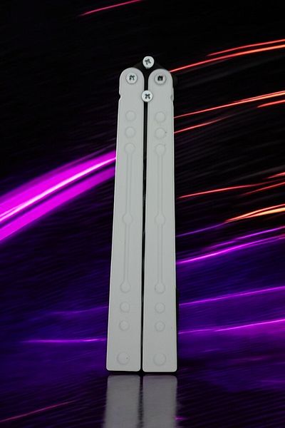 Vaiflagy Store Butterfly Training Practice Knife – Plastic Butterfly Knife (White and Black)