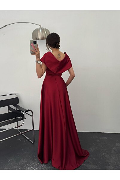 Serica Moda Bordo Önü Taşlı Fiyonk Detaylı  Abiye