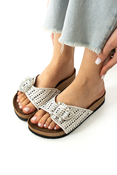 Gökçe Shoes ZANDA BEYAZ NUBUK TAŞLI TOKA DETAY KADIN TERLİK